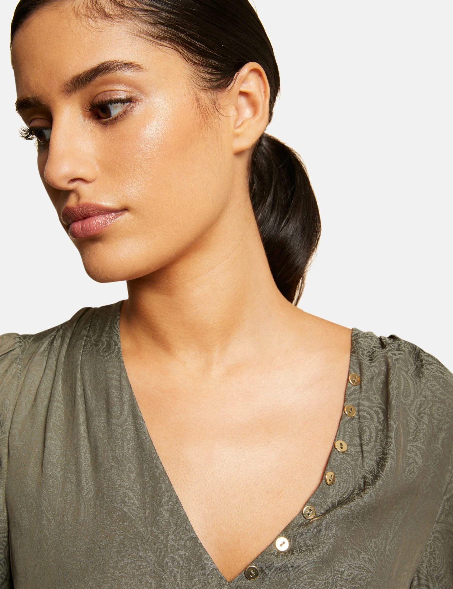 Blouse Manches Courtes Imprimée Vert Kaki Femme 5 Blouse Manches Courtes Imprimée Vert Kaki Femme – Image 5