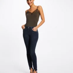 Débardeur Bretelles Fines Avec Dentelle Vert Kaki Femme 7 Débardeur Bretelles Fines Avec Dentelle Vert Kaki Femme -Morgandetoi Boutique debardeur bretelles fines avec dentelle vert kaki femme vue5 32536300885780716