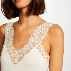Débardeur Bretelles Larges Avec Dentelle Ivoire Femme 9 Débardeur Bretelles Larges Avec Dentelle Ivoire Femme -Morgandetoi Boutique debardeur bretelles larges avec dentelle ivoire femme vue4 32536300883940203