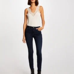 Débardeur Bretelles Larges Avec Dentelle Ivoire Femme 7 Débardeur Bretelles Larges Avec Dentelle Ivoire Femme -Morgandetoi Boutique debardeur bretelles larges avec dentelle ivoire femme vue5 32536300883940203