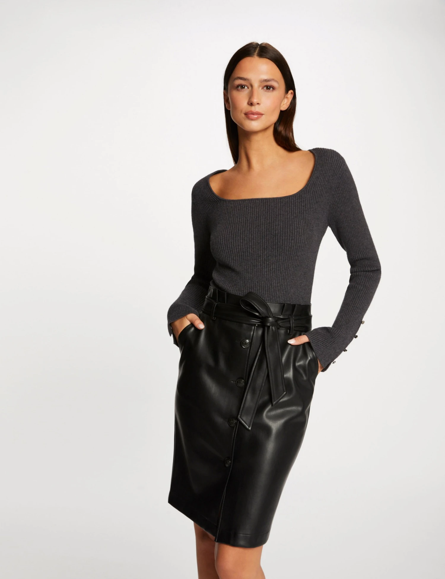 Jupe Droite Ceinturée Simili Cuir Noir Femme 3 Jupe Droite Ceinturée Simili Cuir Noir Femme – Image 3