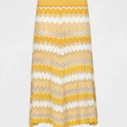 Jupe Midi Droite Tricotée à Rayures Jaune Femme -Morgandetoi Boutique jupe midi droite tricotee a rayures jaune femme vue3 32536300887330400