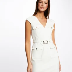 Robe Ajustée Ceinturée Avec Col En V Ecru Femme