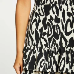 Robe Cintrée à Volants Imprimé Animalier Multico Femme -Morgandetoi Boutique robe cintree a volants imprime animalier multico femme vue4 32536300942880900