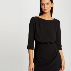 Robe Cintrée Dos Ouvert Noir Femme