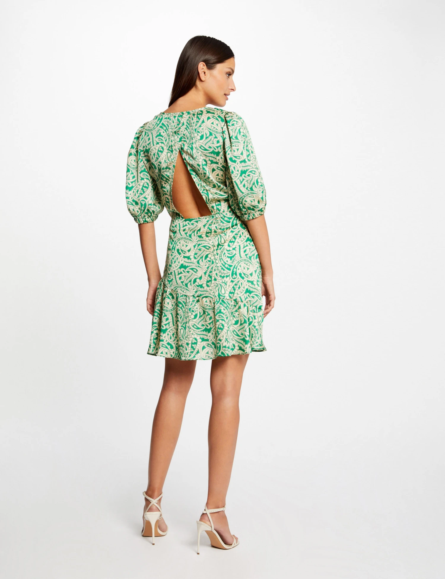 Robe Cintrée Dos Ouvert Satin Imprimée Multico Femme 2 Robe Cintrée Dos Ouvert Satin Imprimée Multico Femme – Image 2