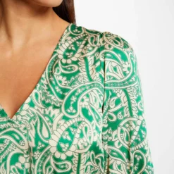 Robe Cintrée Dos Ouvert Satin Imprimée Multico Femme 11 Robe Cintrée Dos Ouvert Satin Imprimée Multico Femme -Morgandetoi Boutique robe cintree dos ouvert satin imprimee multico femme vue4 32536300954950900