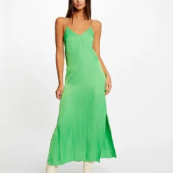 Robe Longue évasée Fendue Satin Vert Clair Femme
