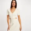 Robe Pull Ajustée à Clous Et Ouvertures Ecru Moyen Femme