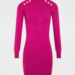 Robe Pull Ajustée Col Roulé Et Boutons Framboise Femme 10 Robe Pull Ajustée Col Roulé Et Boutons Framboise Femme -Morgandetoi Boutique robe pull ajustee col roule et boutons framboise femme vue3 32536300950010502
