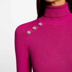 Robe Pull Ajustée Col Roulé Et Boutons Framboise Femme 8 Robe Pull Ajustée Col Roulé Et Boutons Framboise Femme -Morgandetoi Boutique robe pull ajustee col roule et boutons framboise femme vue7 32536300950010502