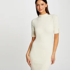 Robe Pull Ajustée Manches Courtes Ivoire Femme