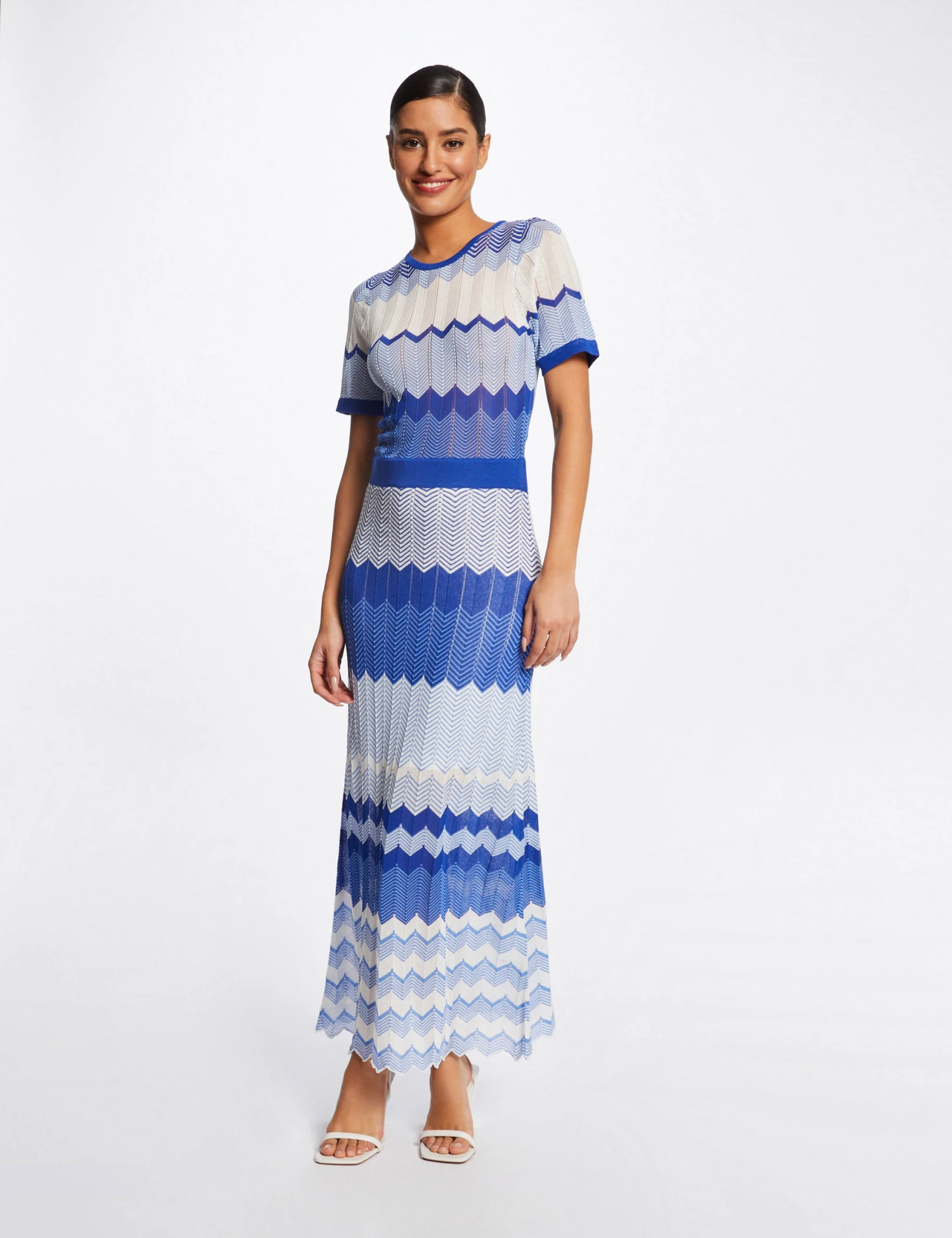 Robe Pull Longue Droite Imprimé Chevron Bleu Moyen Femme 1 Robe Pull Longue Droite Imprimé Chevron Bleu Moyen Femme