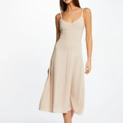 Robe Pull Midi évasée à Bretelles Fines Dore Femme