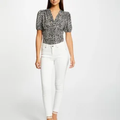 T-shirt à Boutons Imprimé Animalier Multico Femme 7 T-shirt à Boutons Imprimé Animalier Multico Femme -Morgandetoi Boutique t shirt a boutons imprime animalier multico femme vue5 32536300962700900