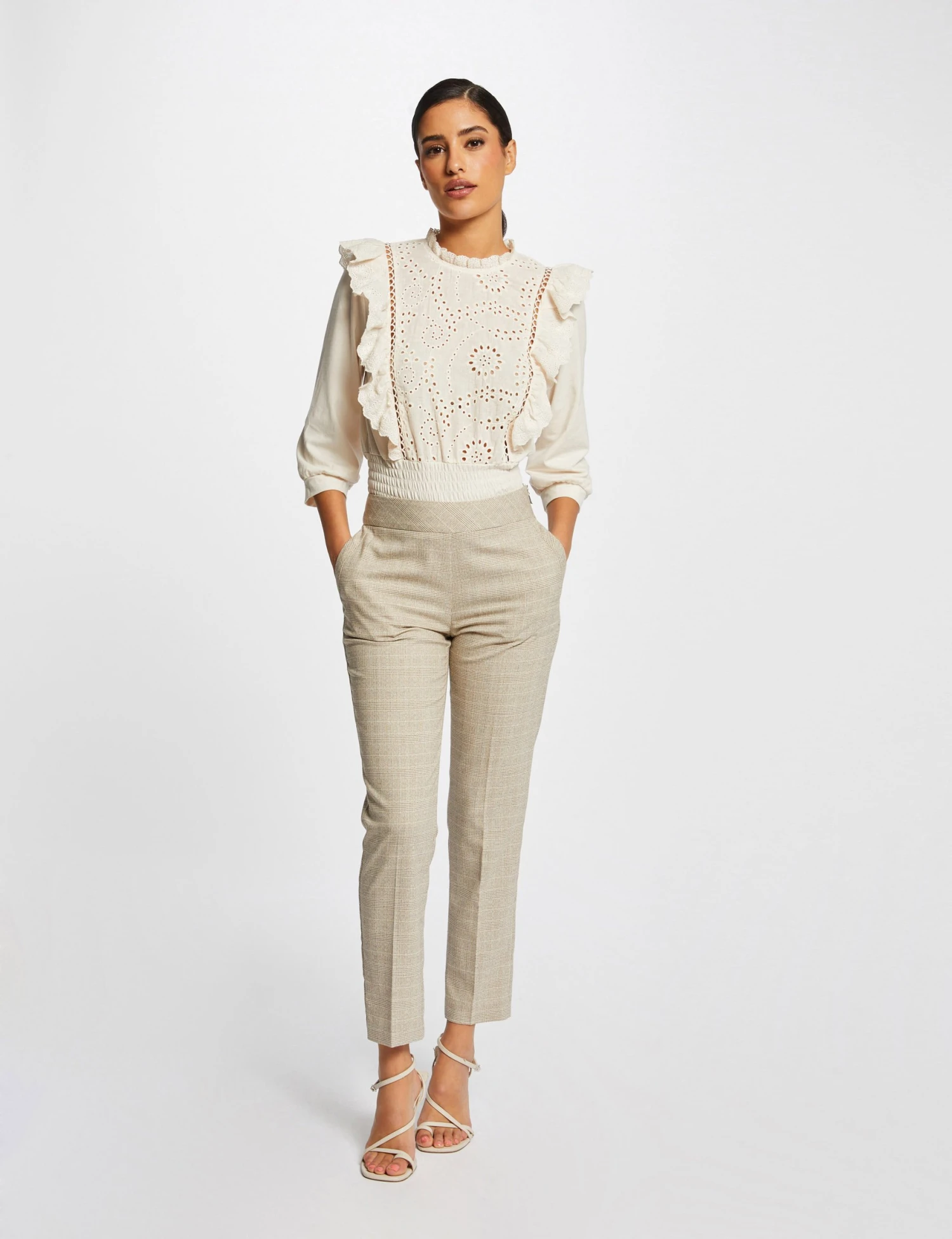 T-shirt Manches 3/4 Avec Broderie Ivoire Femme 3 T-shirt Manches 3/4 Avec Broderie Ivoire Femme – Image 3