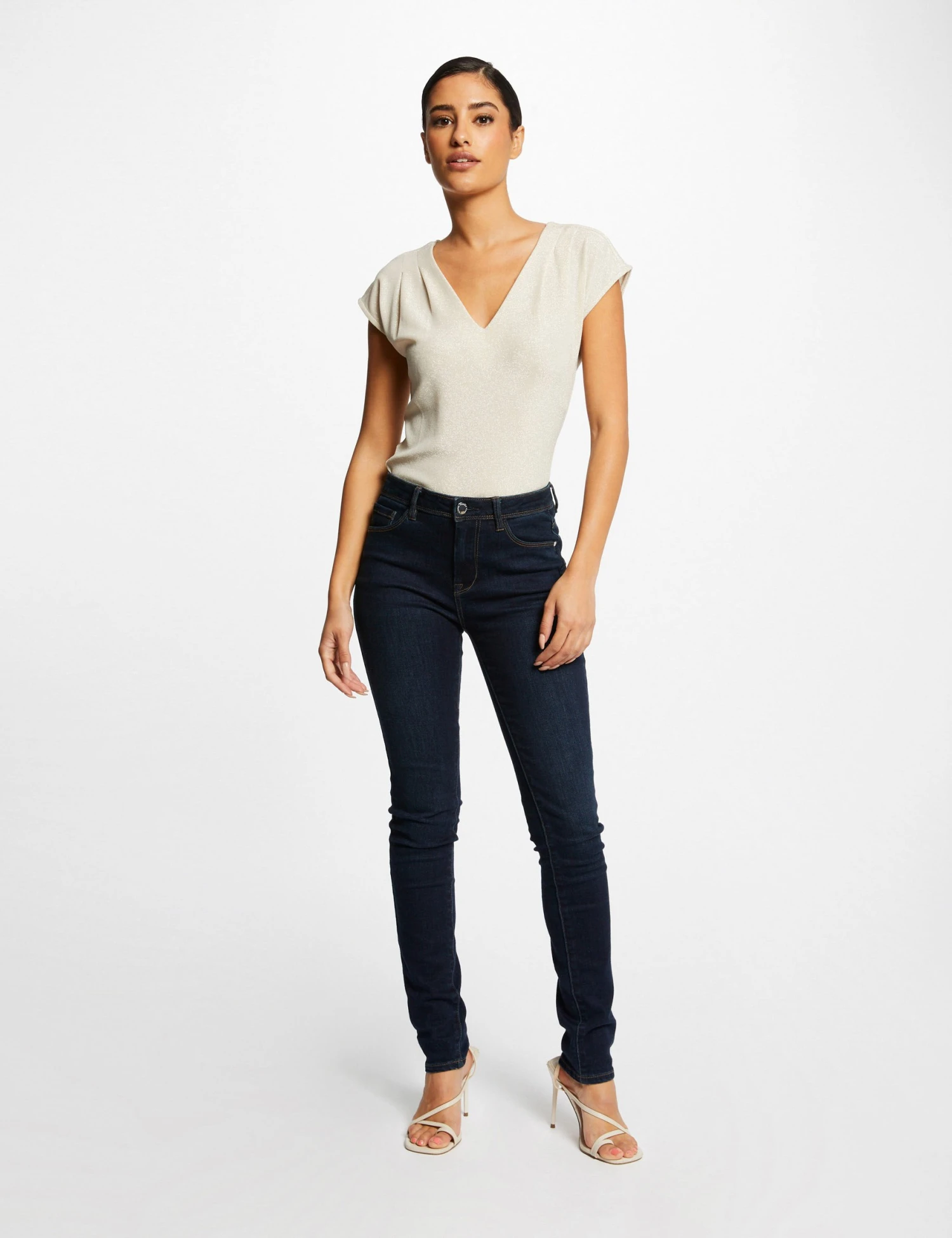 T-shirt Manches Courtes à Col En V Ivoire Femme 3 T-shirt Manches Courtes à Col En V Ivoire Femme – Image 3