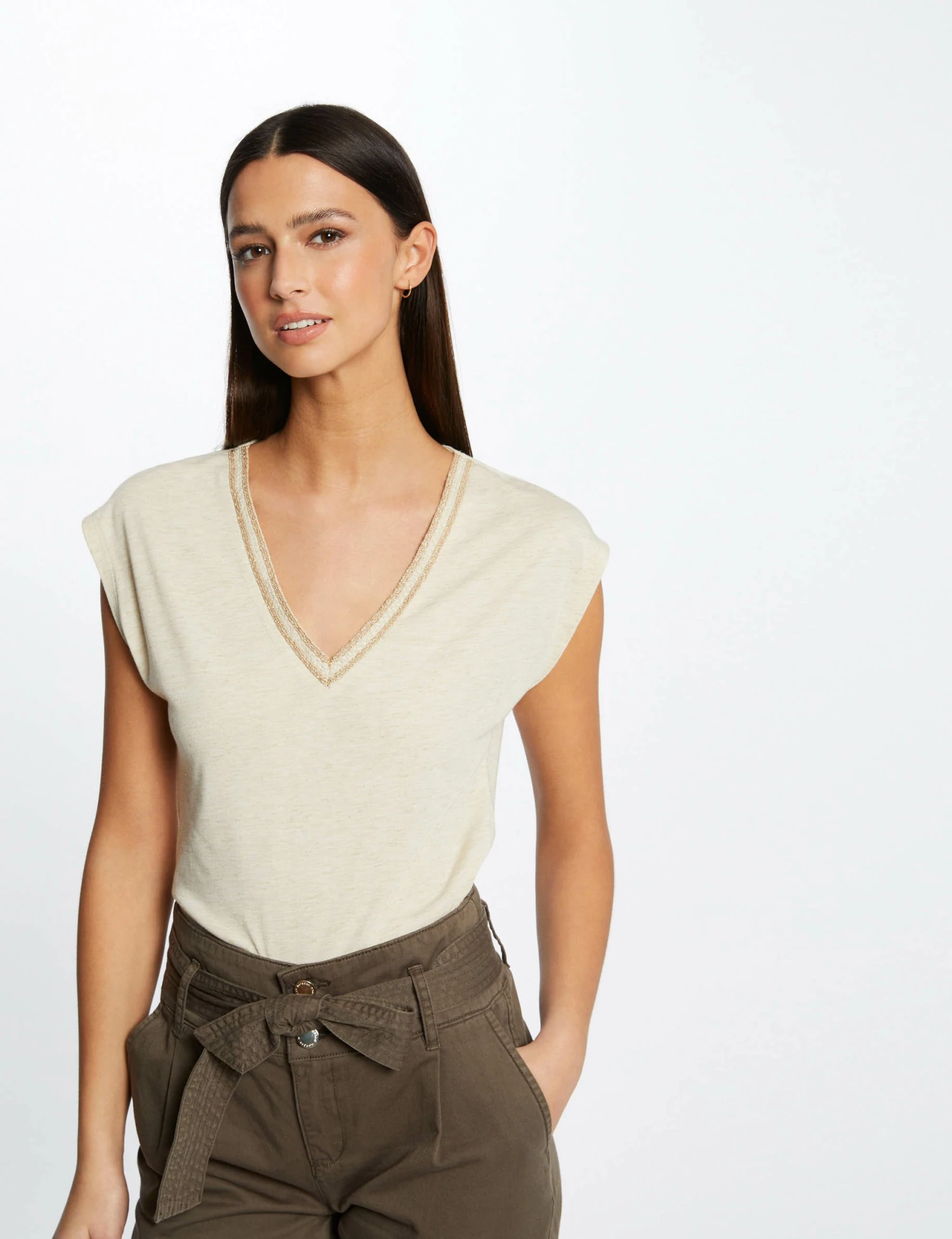 T-shirt Manches Courtes à Col En V Sable Femme 1 T-shirt Manches Courtes à Col En V Sable Femme