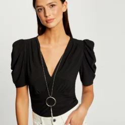 T-shirt Manches Courtes à Détail Bijou Noir Femme