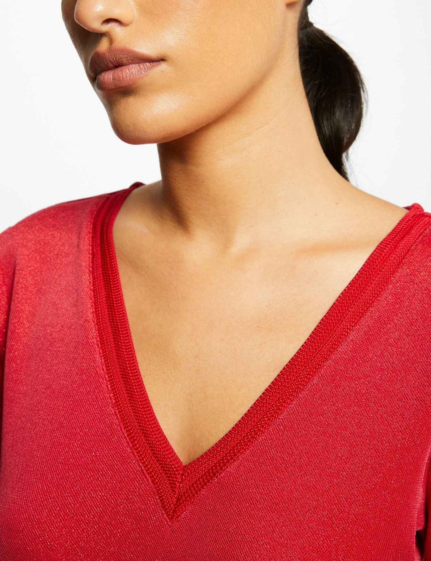 T-shirt Manches Courtes Avec Col En V Framboise Femme 5 T-shirt Manches Courtes Avec Col En V Framboise Femme – Image 5