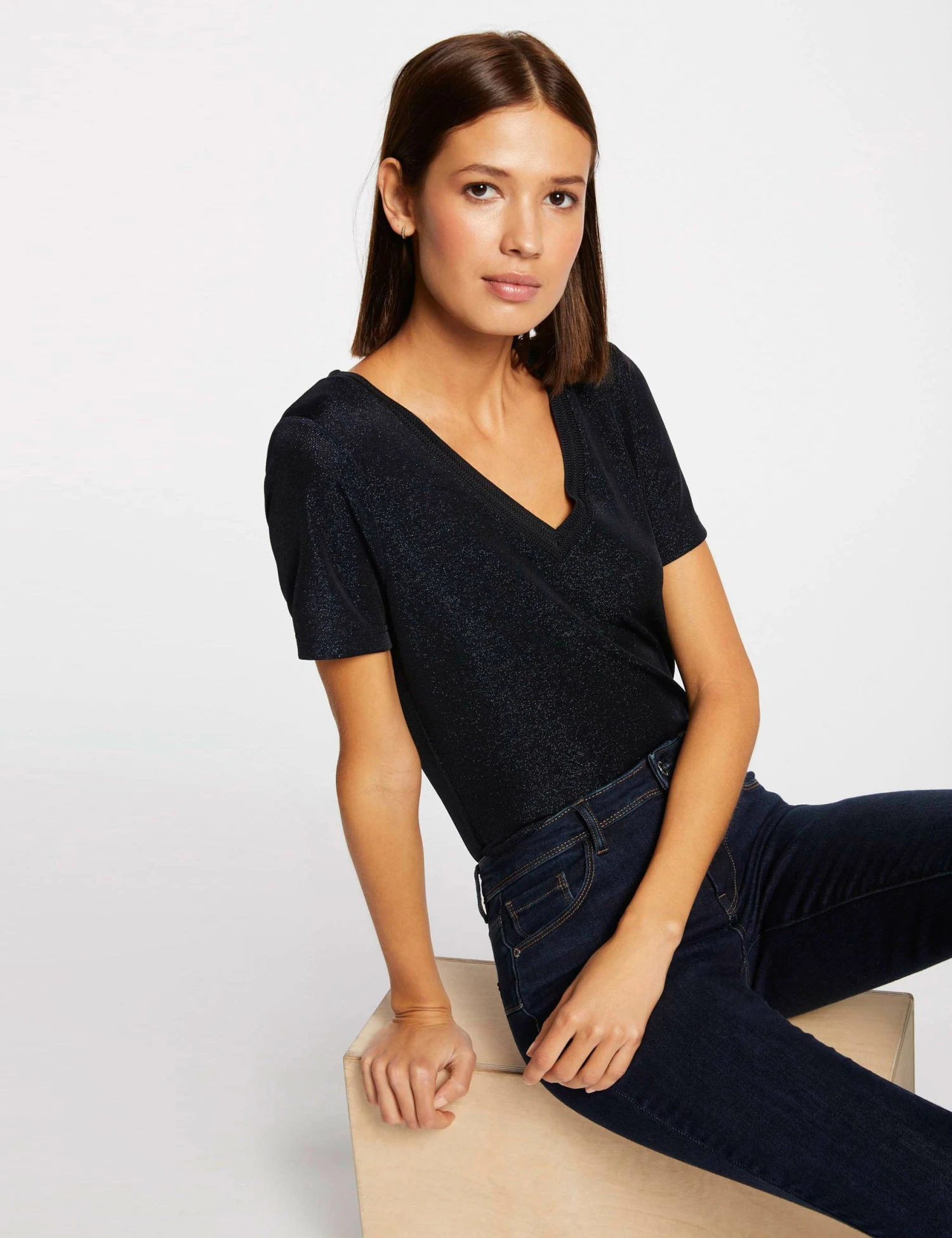 T-shirt Manches Courtes Avec Col En V Marine Femme 1 T-shirt Manches Courtes Avec Col En V Marine Femme