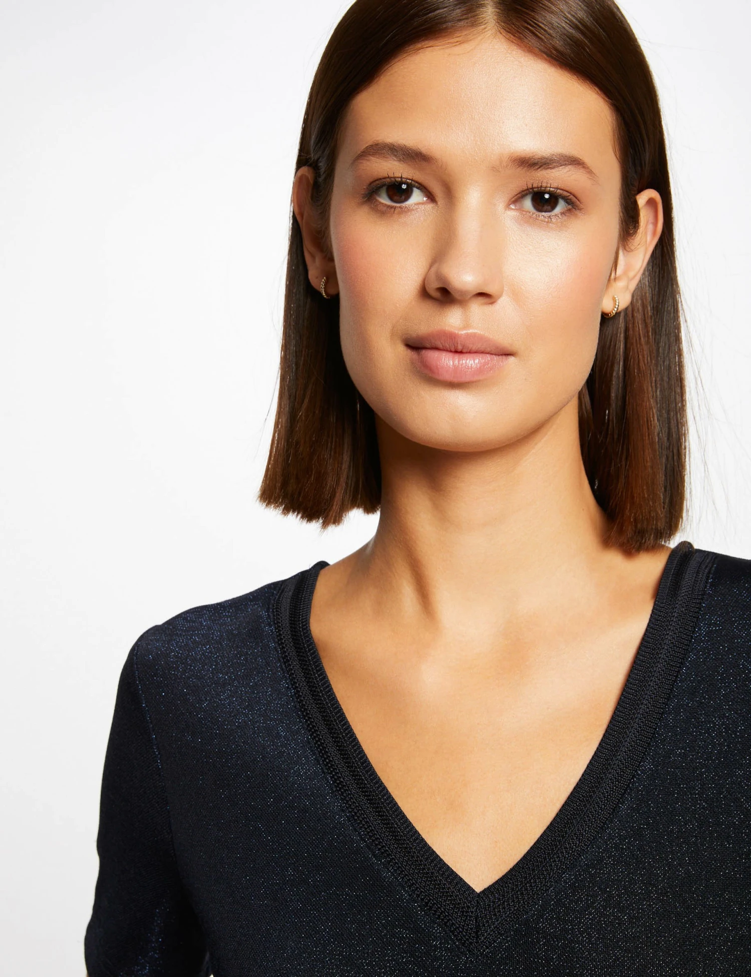 T-shirt Manches Courtes Avec Col En V Marine Femme 5 T-shirt Manches Courtes Avec Col En V Marine Femme – Image 5