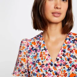 T-shirt Manches Courtes Imprimé Floral Ecru Femme -Morgandetoi Boutique t shirt manches courtes imprime floral ecru femme vue4 32536300916980201