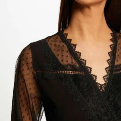 T-shirt Manches Longues à Plumetis Noir Femme -Morgandetoi Boutique t shirt manches longues a plumetis noir femme vue4 32536300947140100