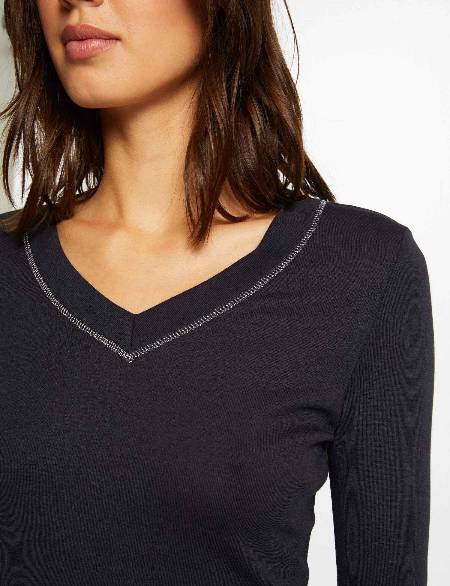 T-shirt Manches Longues Avec Col En V Marine Femme 5 T-shirt Manches Longues Avec Col En V Marine Femme – Image 5