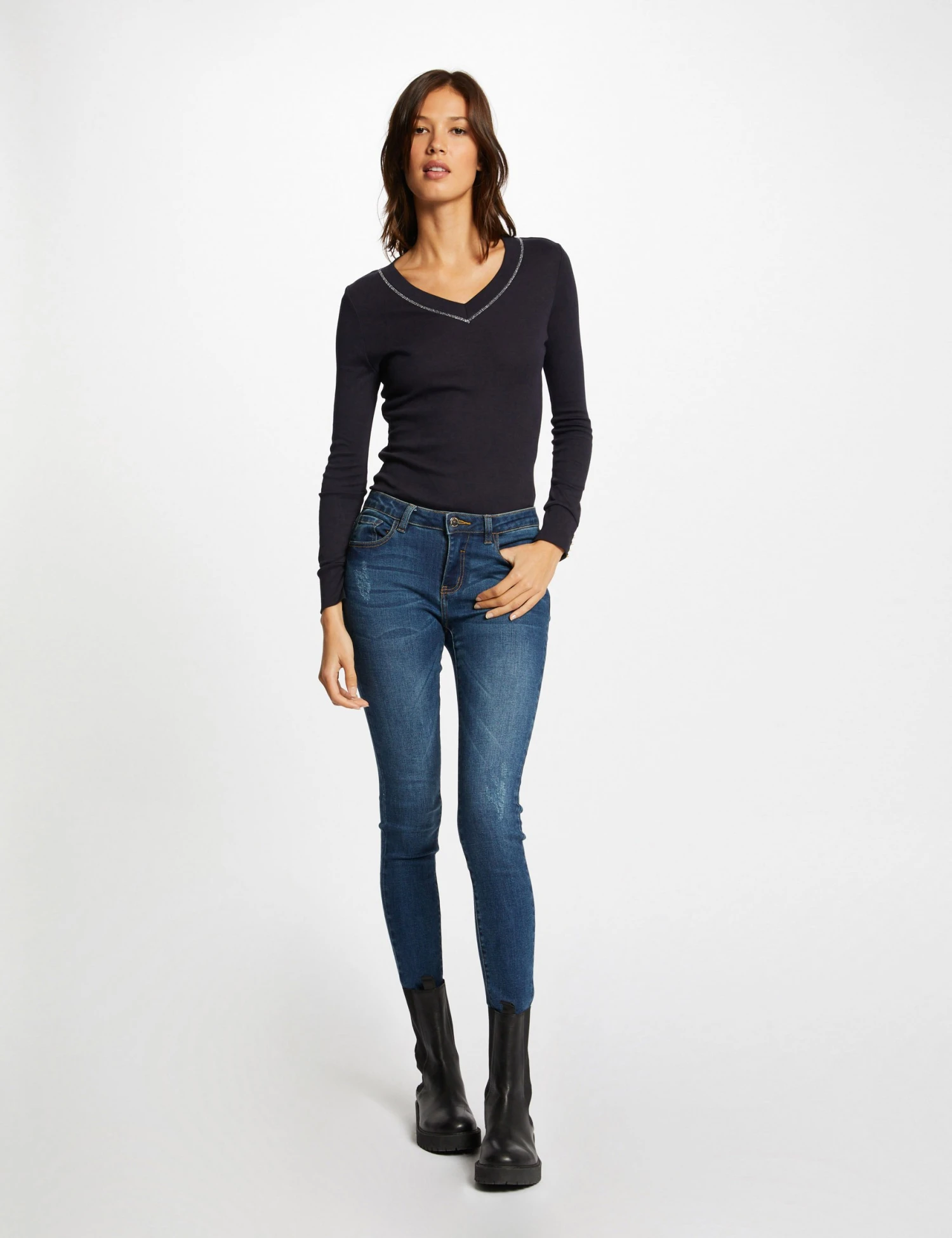 T-shirt Manches Longues Avec Col En V Marine Femme 3 T-shirt Manches Longues Avec Col En V Marine Femme – Image 3